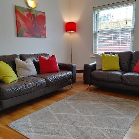 The Bath House Apartments - Free 1St Breakfast - Free Parking Eksteriør bilde