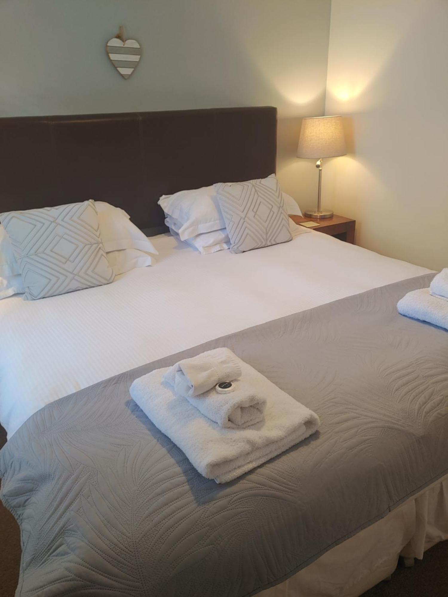 The Bath House Apartments - Free 1St Breakfast - Free Parking Rom bilde